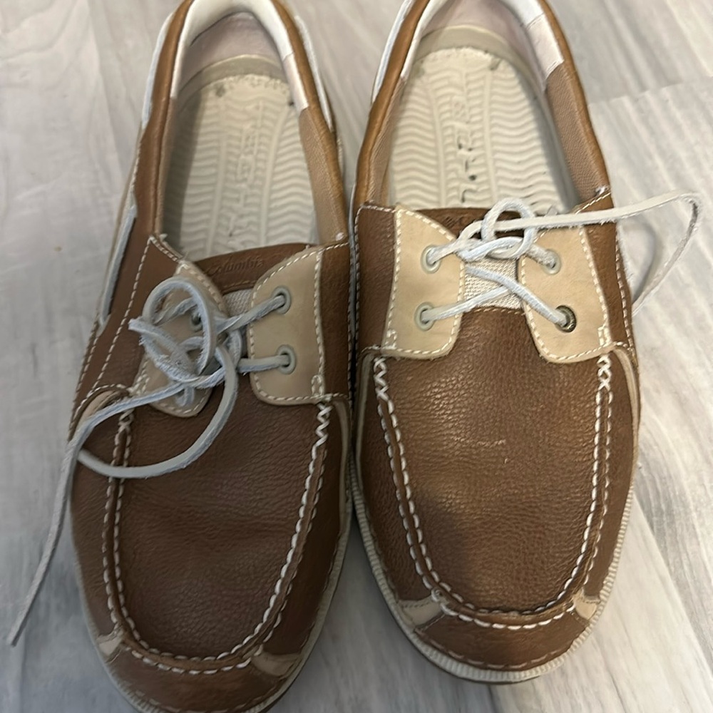 Columbia loafers